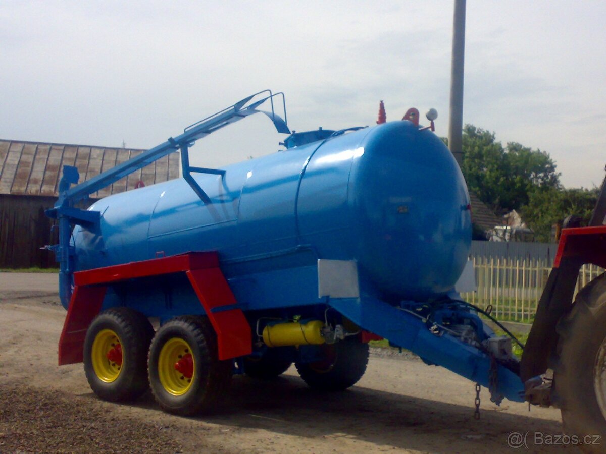 Kupim traktorový fekál 5-10 m3