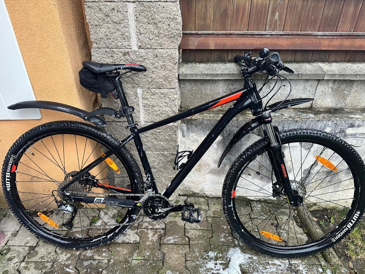 Horské Kolo CANNONDALE Trail 6 (29")