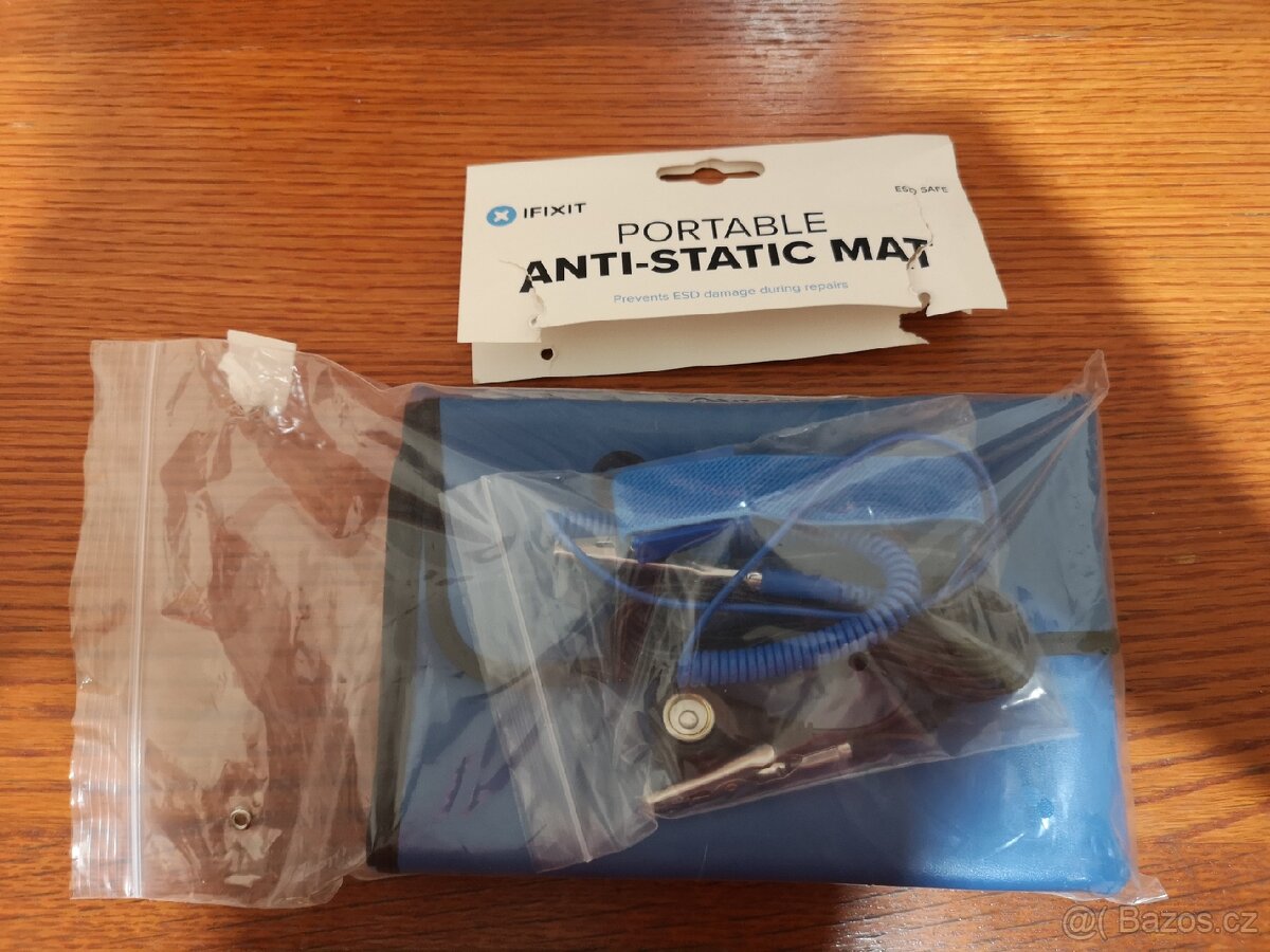 iFixit antistatická podložka