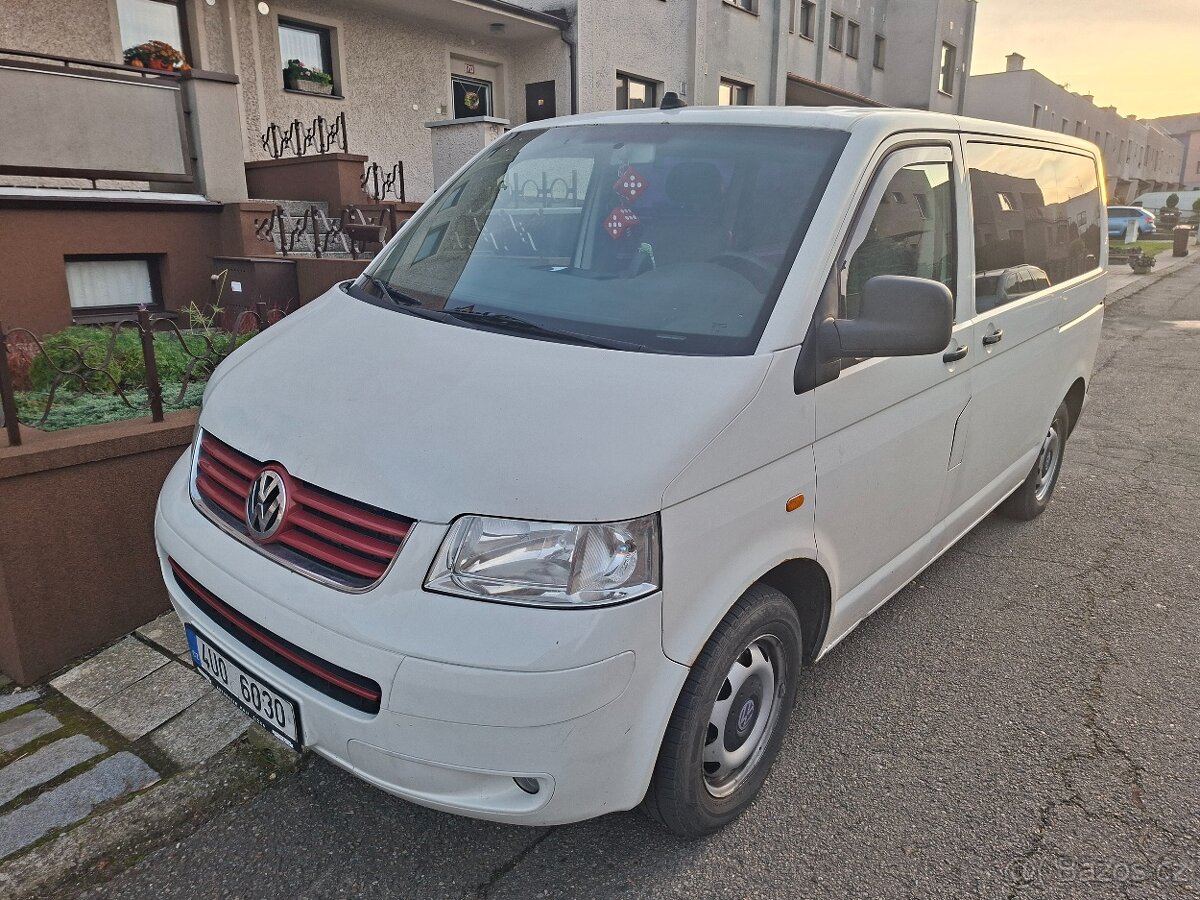 Transporter T5 2.5 96kW 2x šoupacky