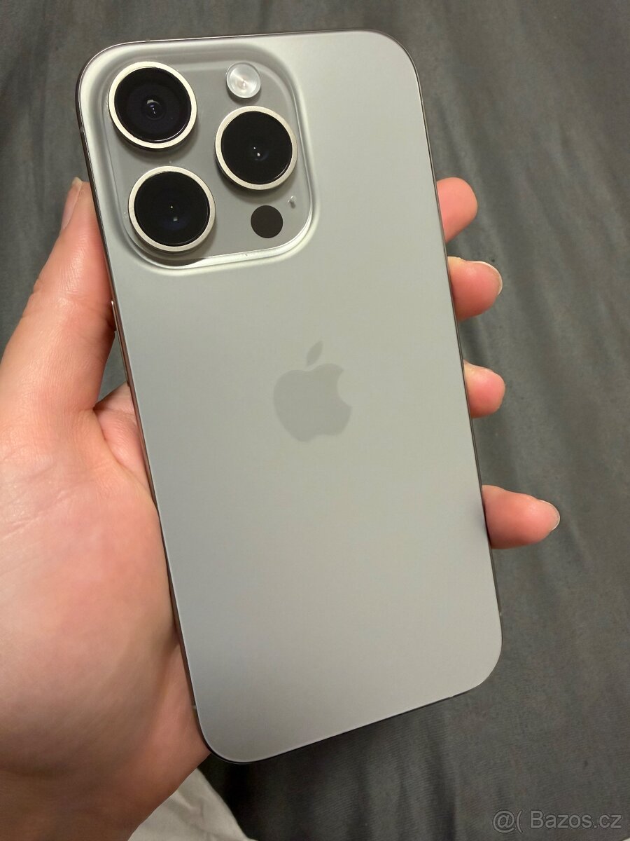 iPhone 15 pro 256 gb