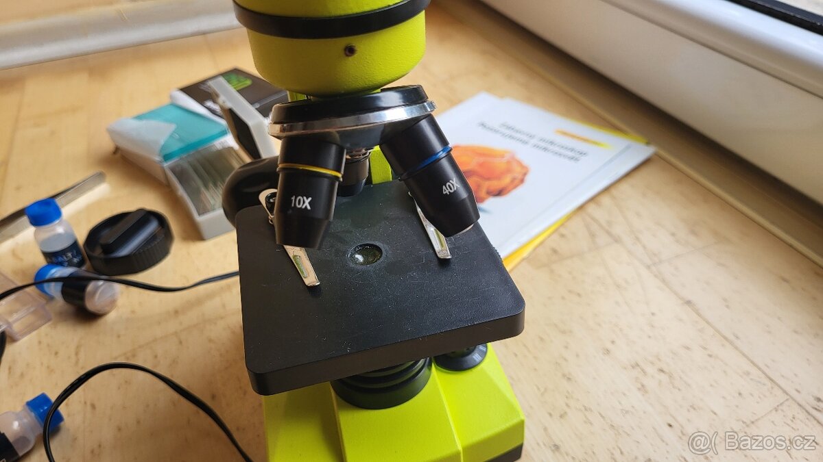 Mikroskop Levenhuk Rainbow 2L Lime - zelený