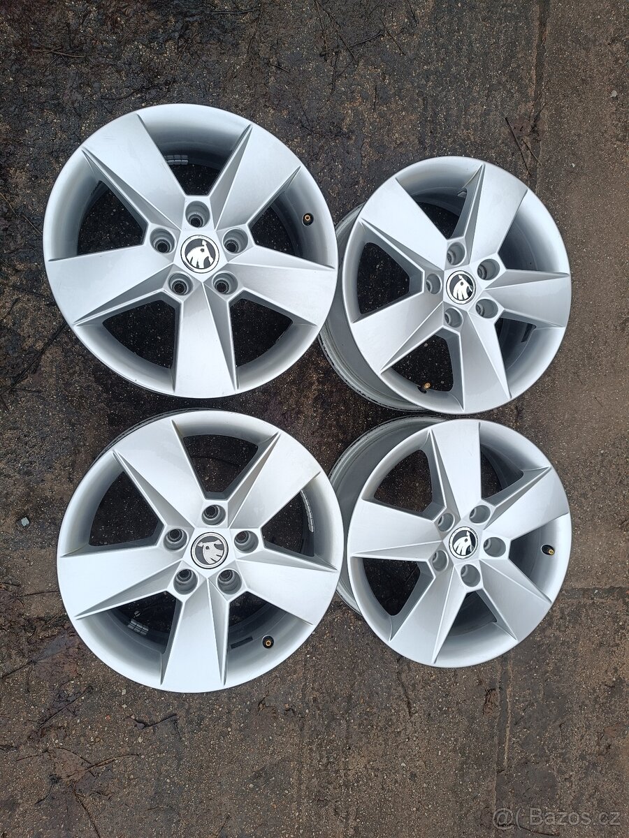 Octavia III / Octavia IV - originál alu disky 6,5x16 et46