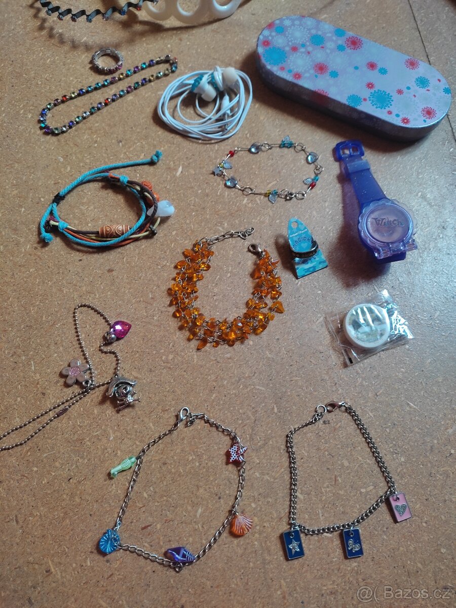 Doplňky k časopisům Witch, top dívky, bravo