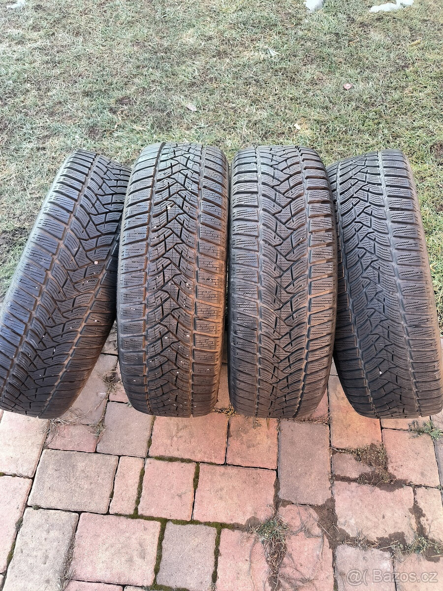 4 zimní pneumatiky 205/60/16 DUNLOP
