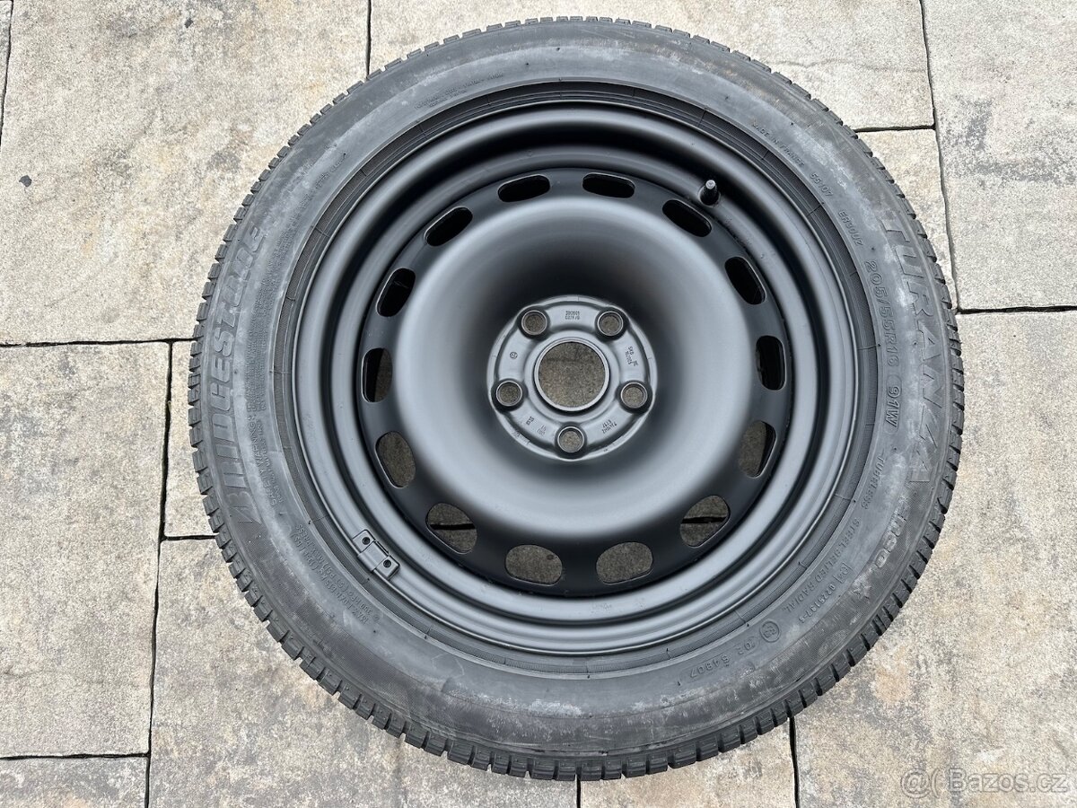 Plechový disk s pneu Bridgestone 5x112 205/55/16
