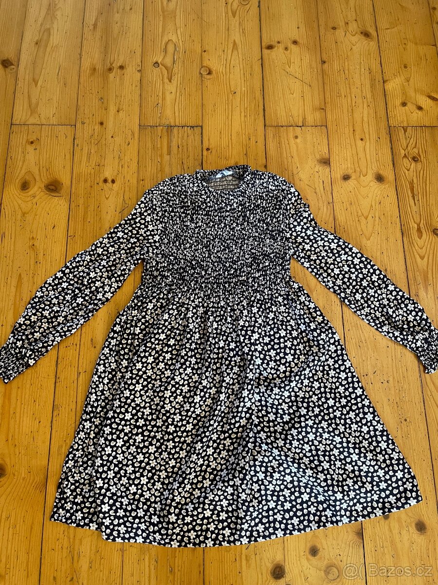 Šaty vel. 134