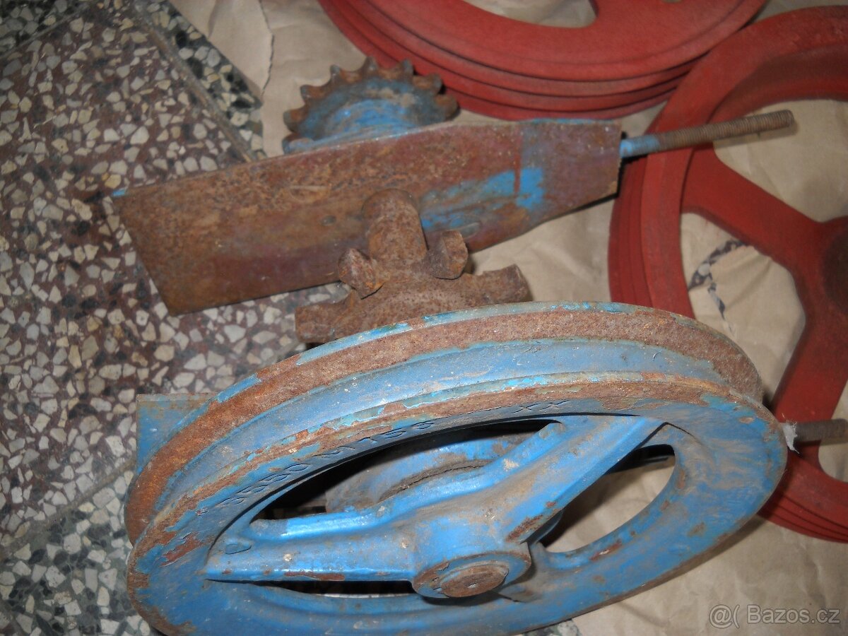 E 512 -514 vrchní hřídel elevátoru