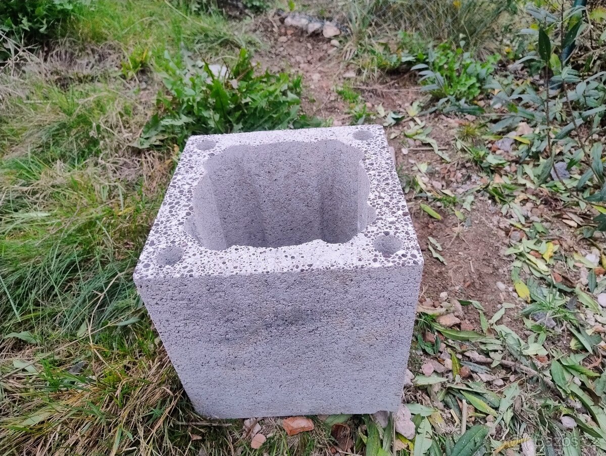 Prodám Schiedel Tvarovku UNI 16