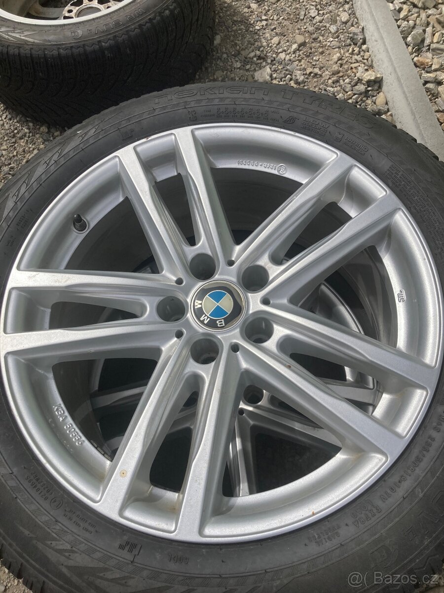 Kola bmw 19