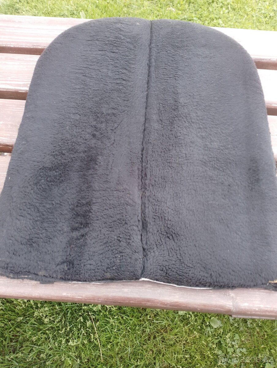 Tlumící dečka