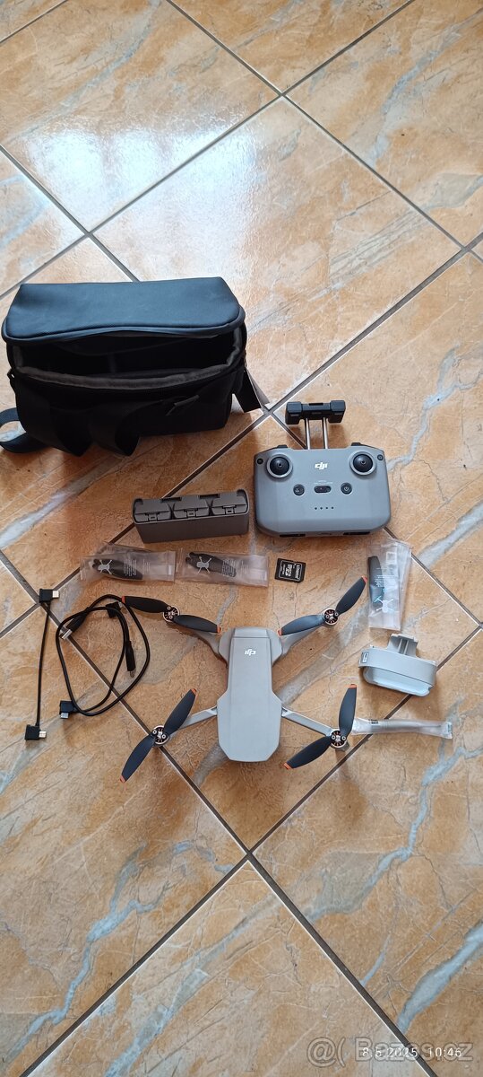 Dron DJI mini 4K fly more combo