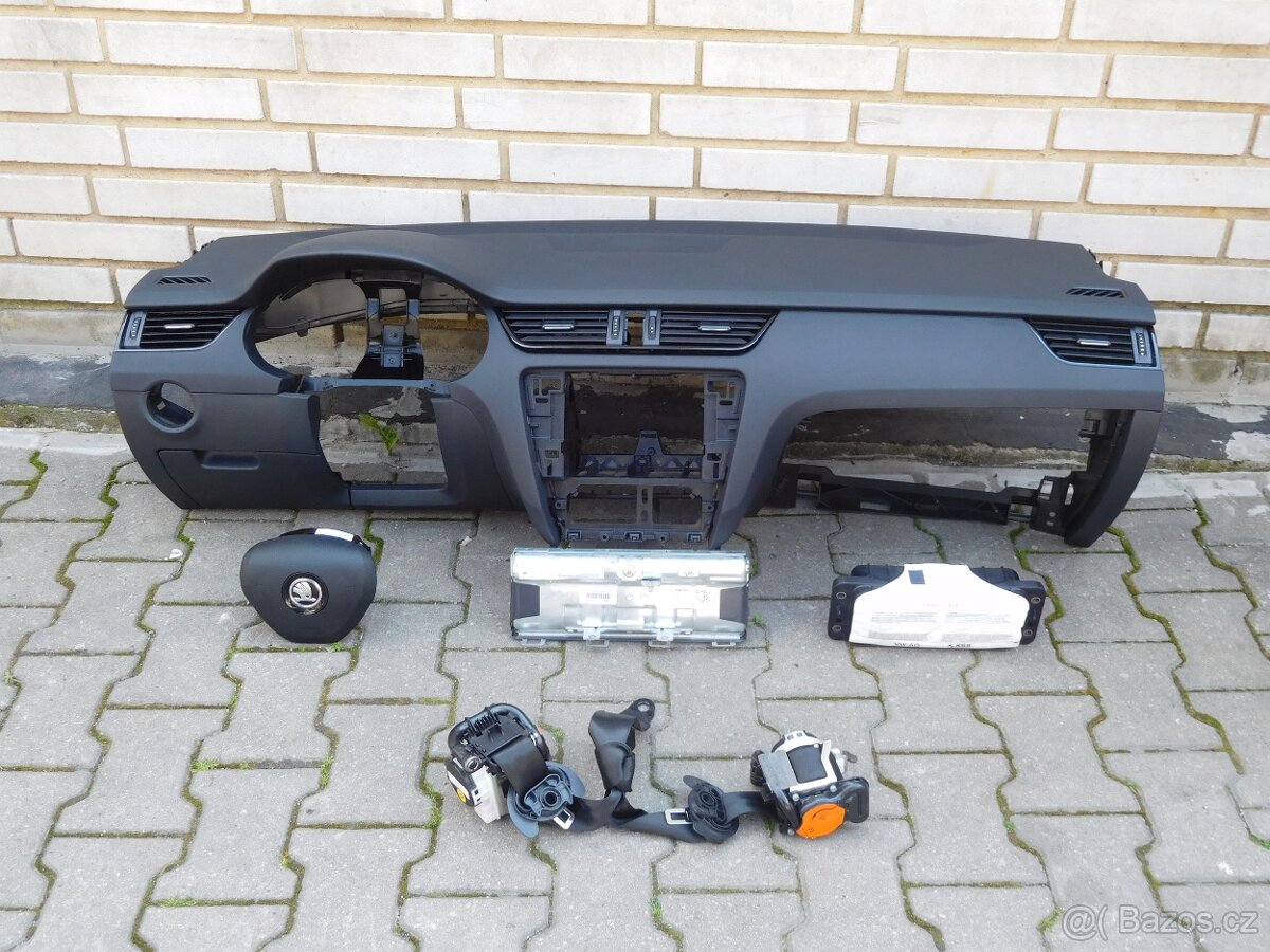 Škoda Octavia 3, Origo palubka,airbagy, pasy.