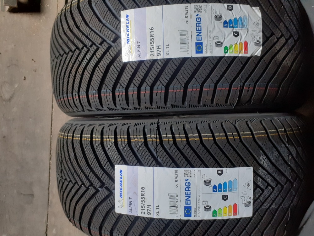Michelin Alpin 7 215/55/16 97H