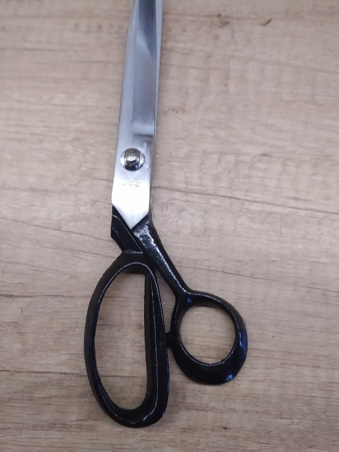 Prodám profi krejčovské nůžky