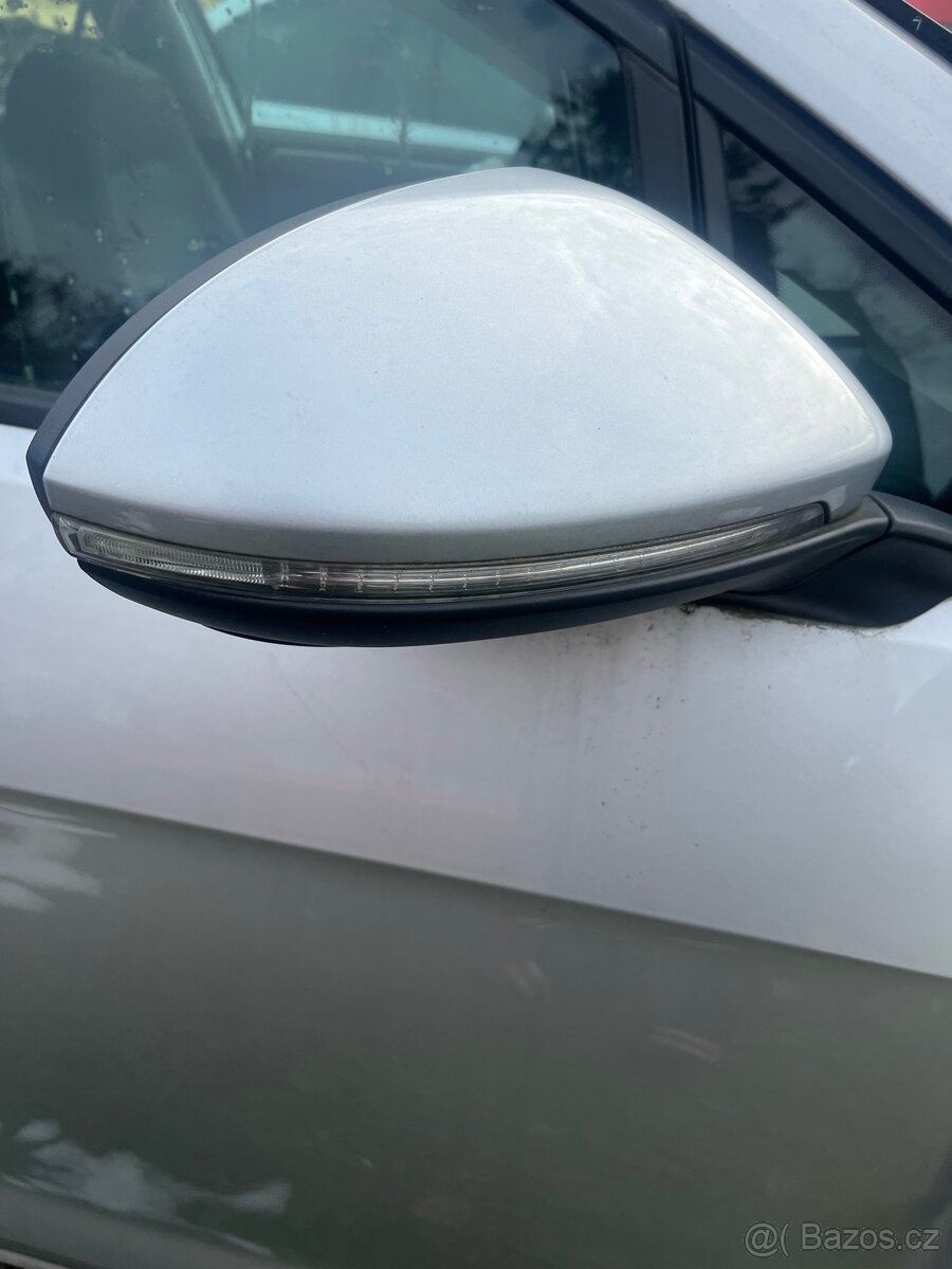 Golf 7 Pravé zrcátko