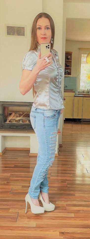 Stříbrná halenka, vel M, Suzi
