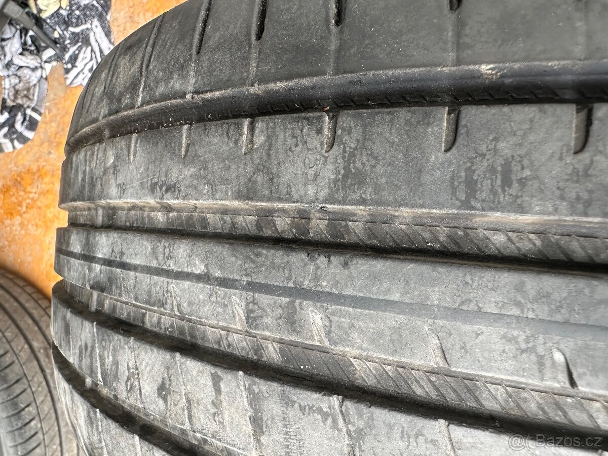 225/45r18 letní 7mm dot 21