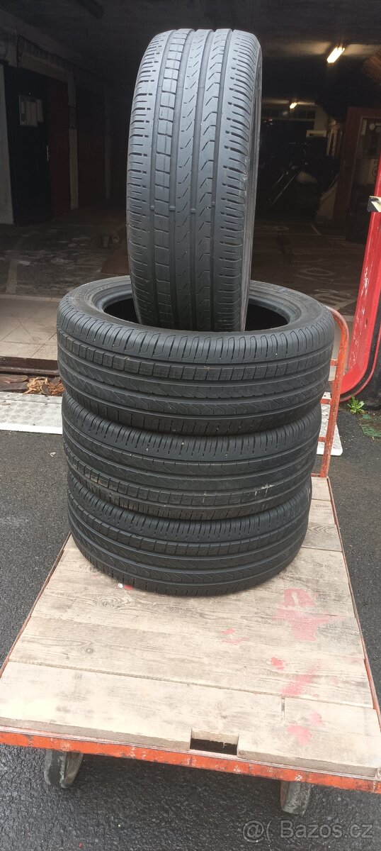 Prodam Pirelli Scorpion Verde 235/50 / R19 , 98 V letni