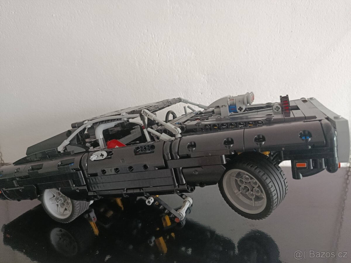 42111 Dom's Dodge Charger