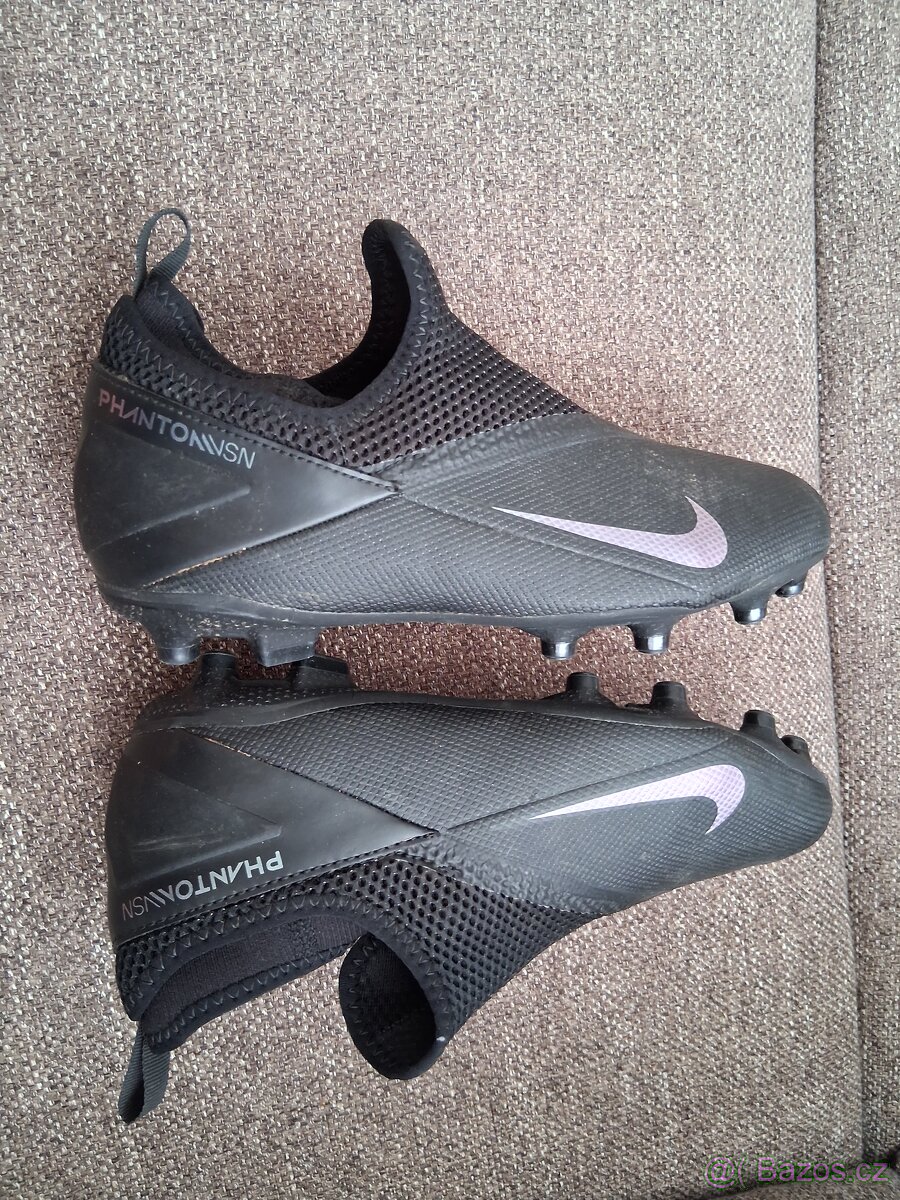 Kopačky Nike vel: 38