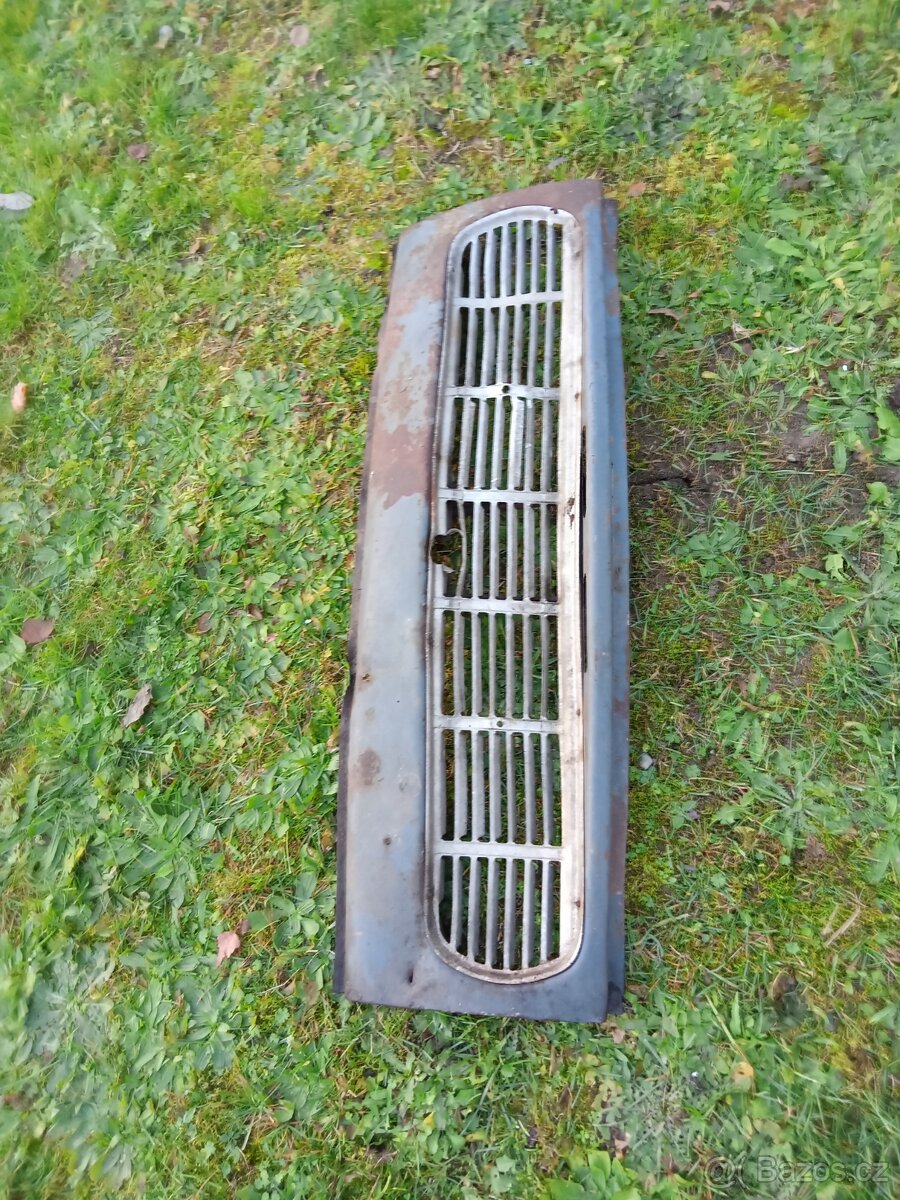 Škoda 1000 mb zadní čelo