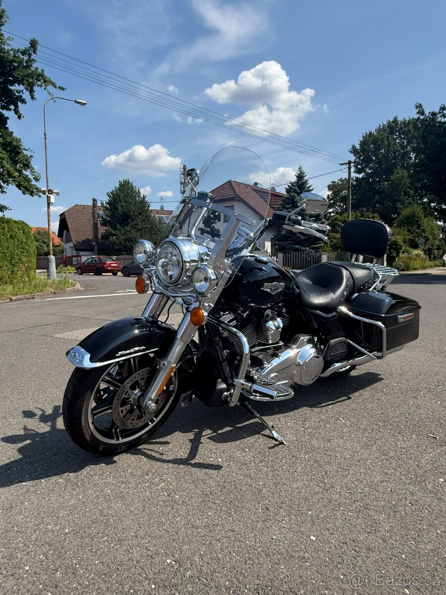 Harley Davidson FLHR Road King 107 1.majitel CZ Původ