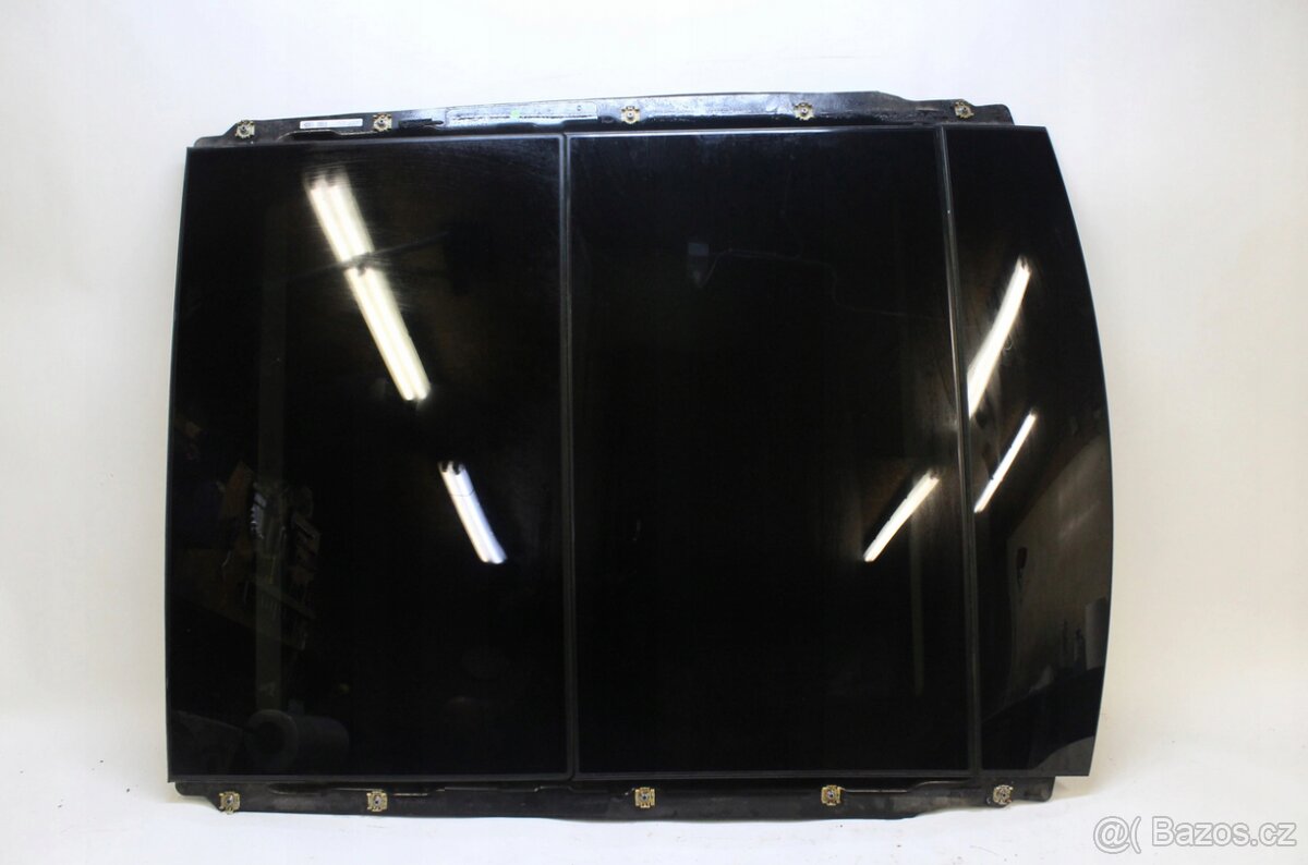 Mercedes B W246 střešní okno panorama A2467800029