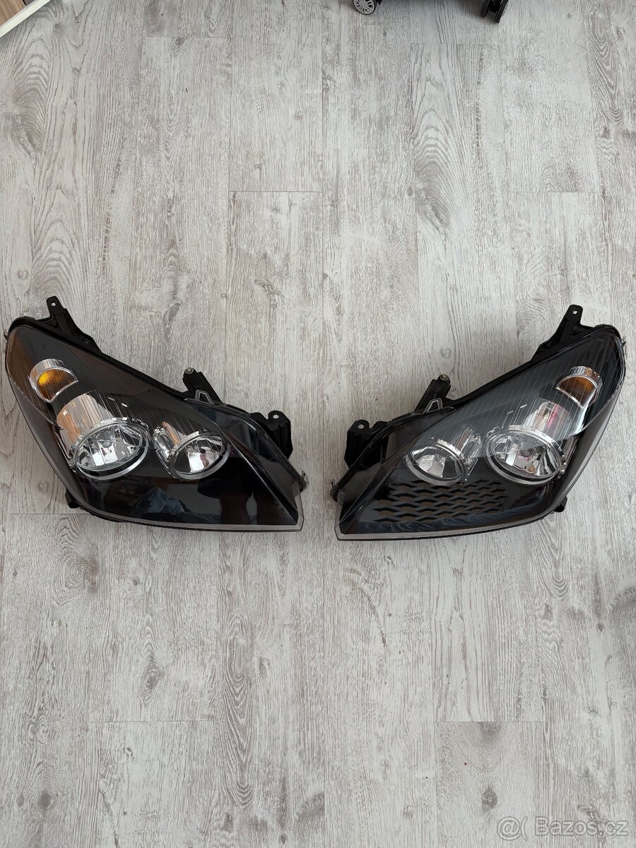 Světla Opel astra H