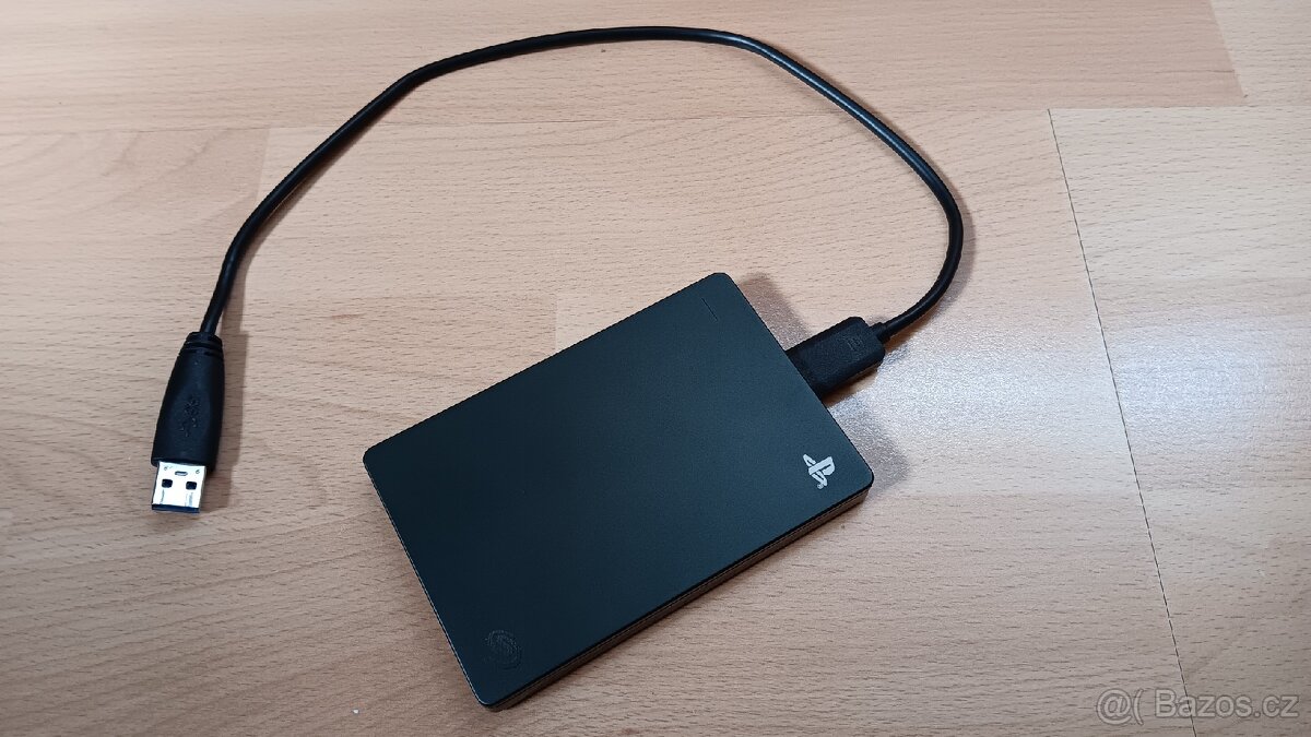 PS4 Externi disk 2TB