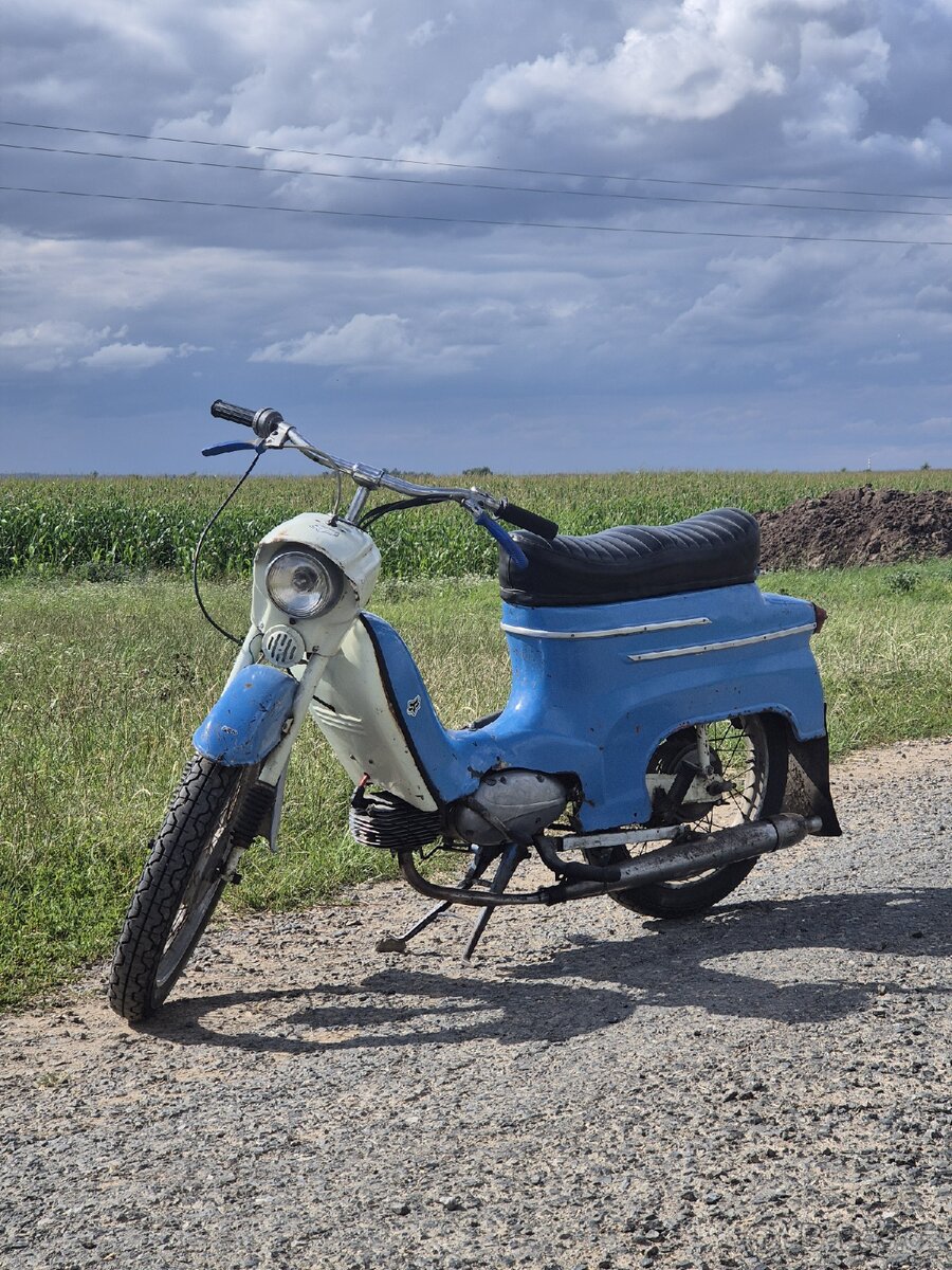 Jawa pionýr 50