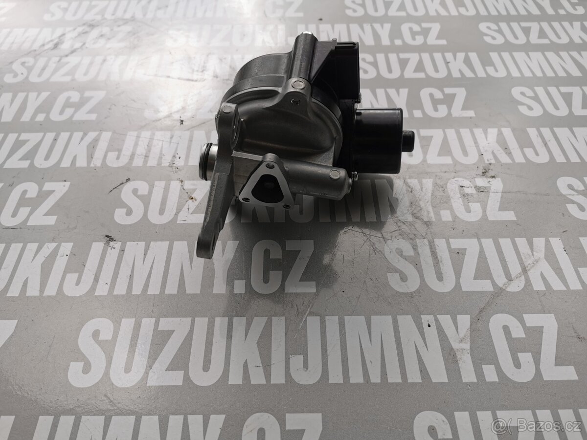 Suzuki Jimny - motorek řazení 4x4 29300-76J00