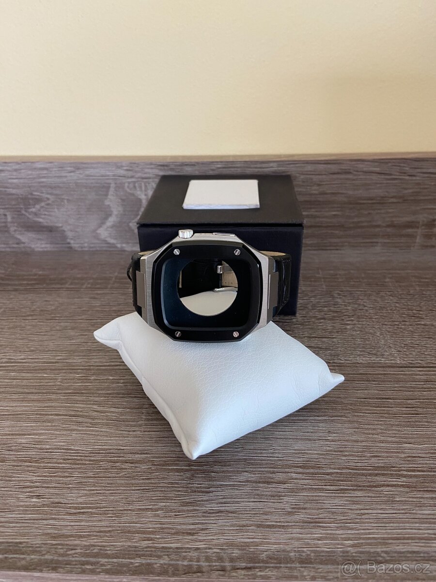 Ochranný nový rámeček a kožený pásek na hodinky Apple
