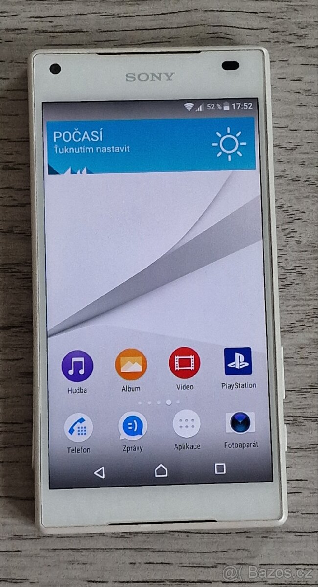Mobilní telefon Sony Xperia Z5 Compact