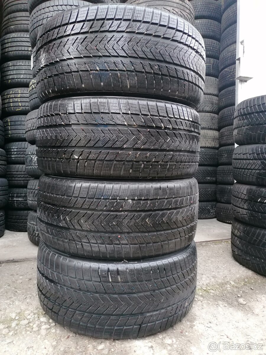 Zimní pneu = 285/35 R21 = GRIPMAX