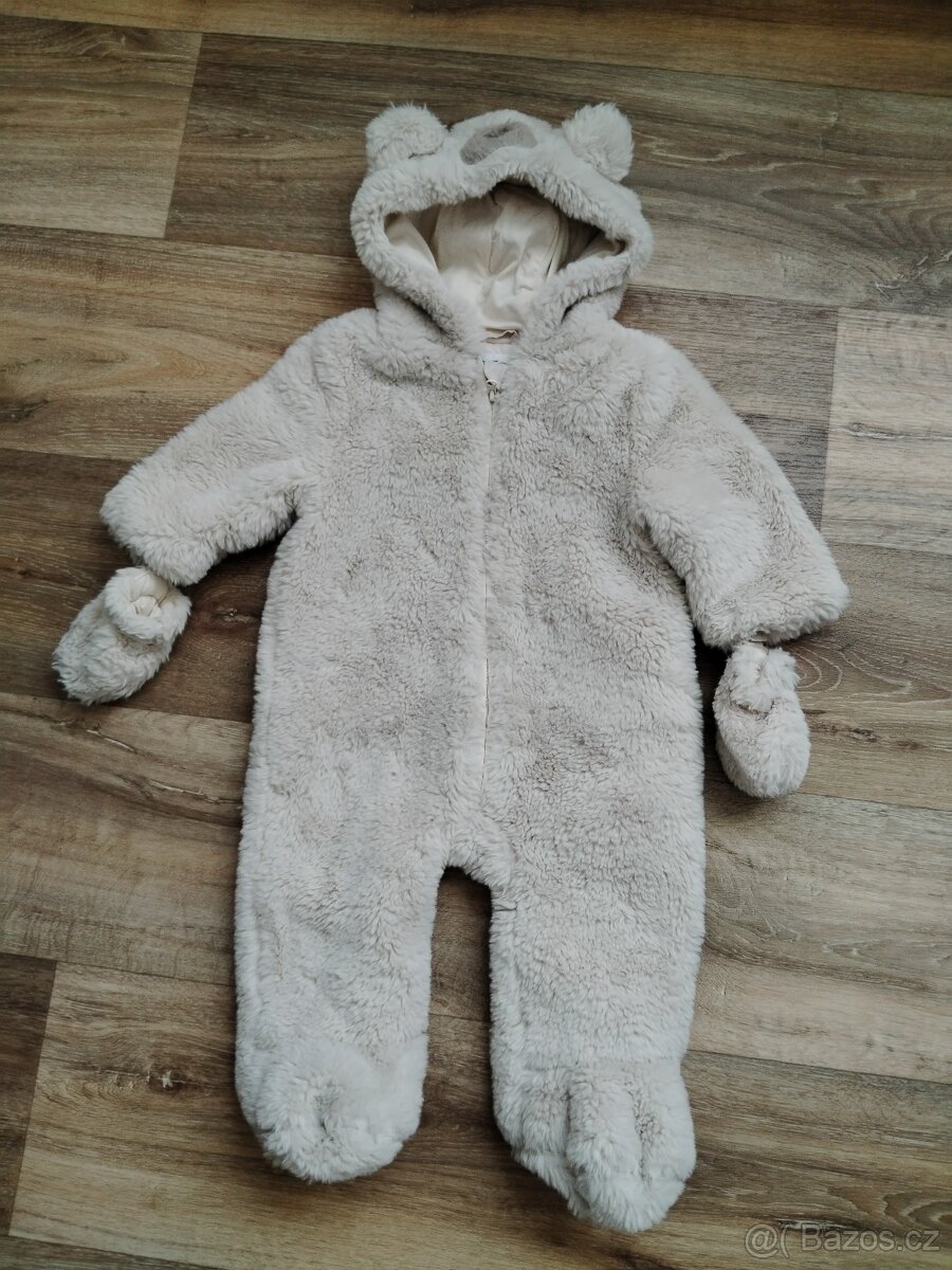 Chlupatá kombinéza