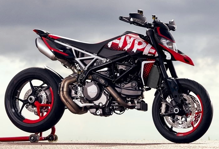 Ducati Hypermotard 950 RVE 2022