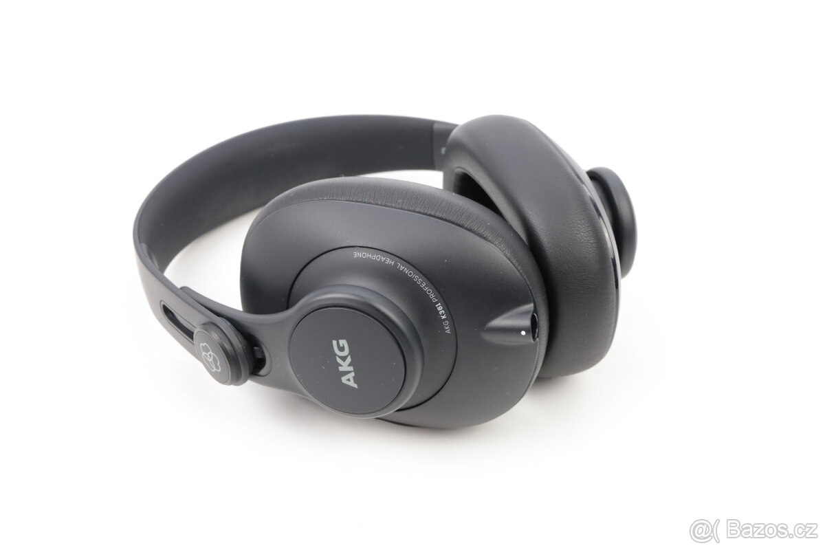 AKG K361