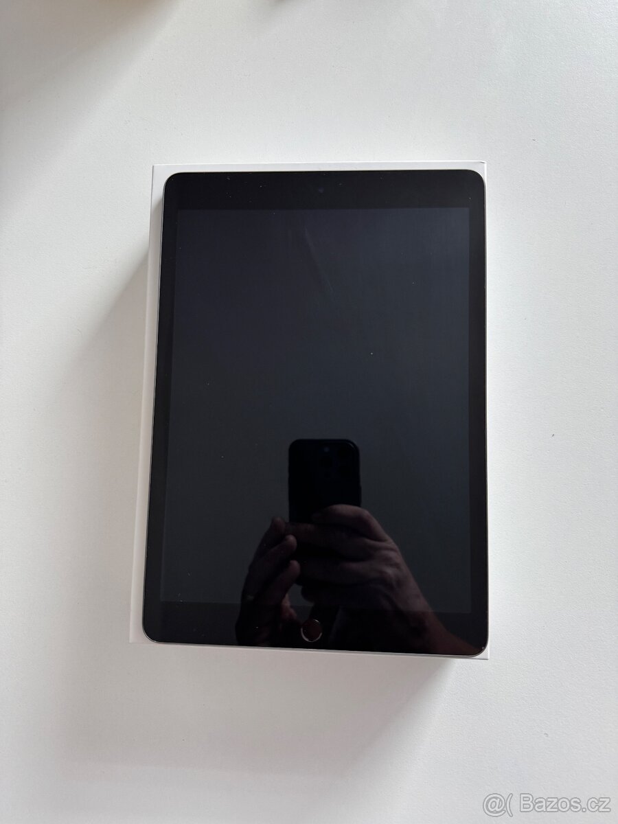 Prodám iPad 9