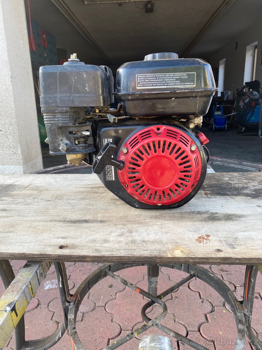 Motor HONDA horizontální 4,8 koňe