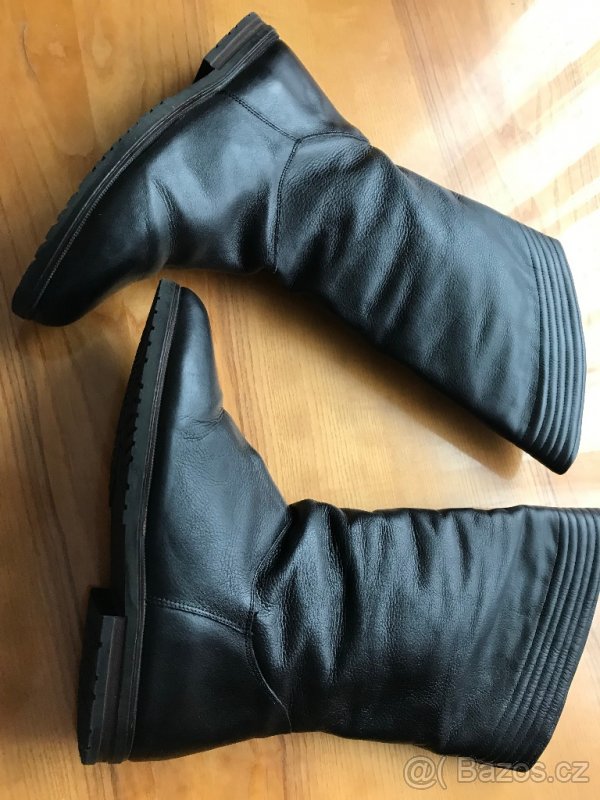 Dámské kožené kozačky s kožíškem,v.41