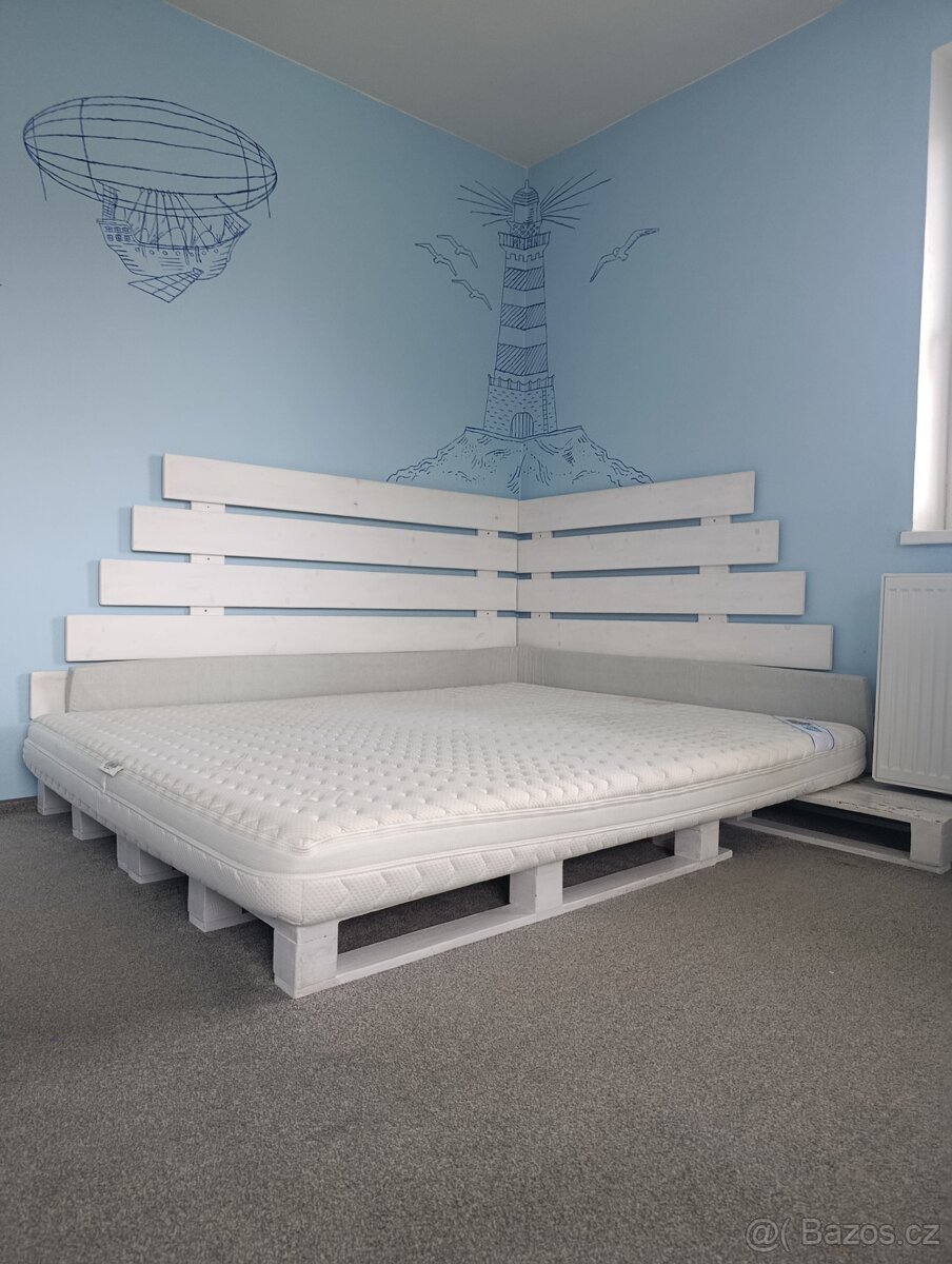 Paletová postel s matrací 200x160cm