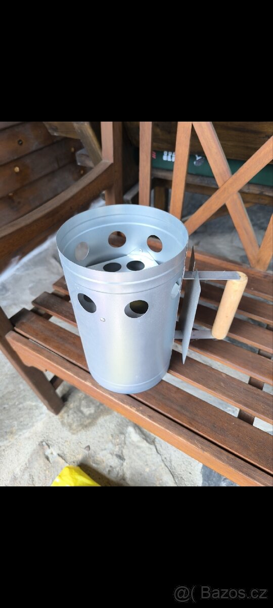 Podpalovač dřevěného uhlí