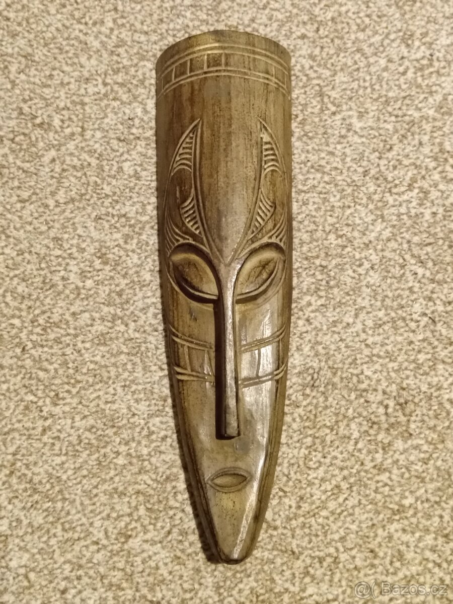 Dřevěná dekorativní maska č. 6