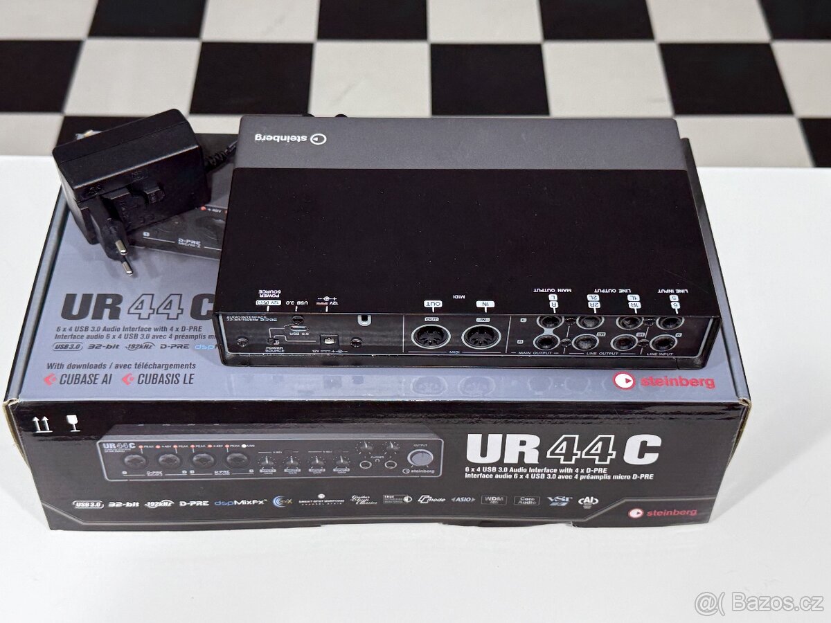 Zvuková karta Steinberg UR44C