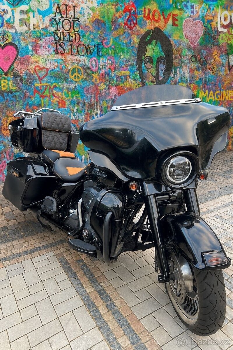 Harley Davidson Electra Glide - na dobrou věc)