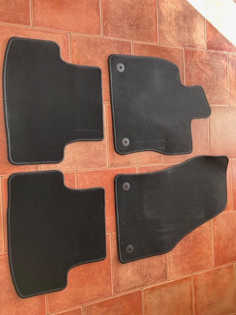 Autokoberce ŠKODA Karoq