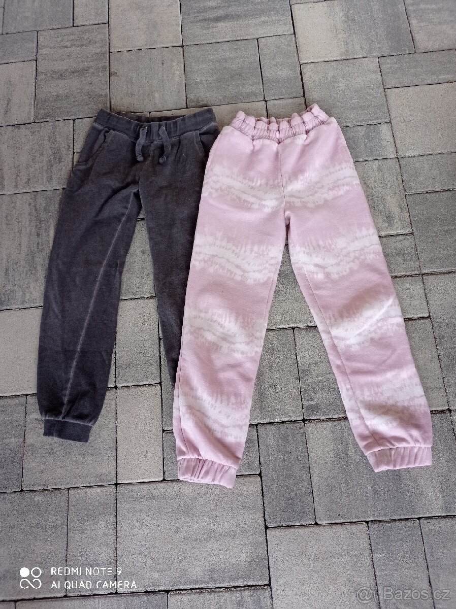 Dívčí tepláky 146/152