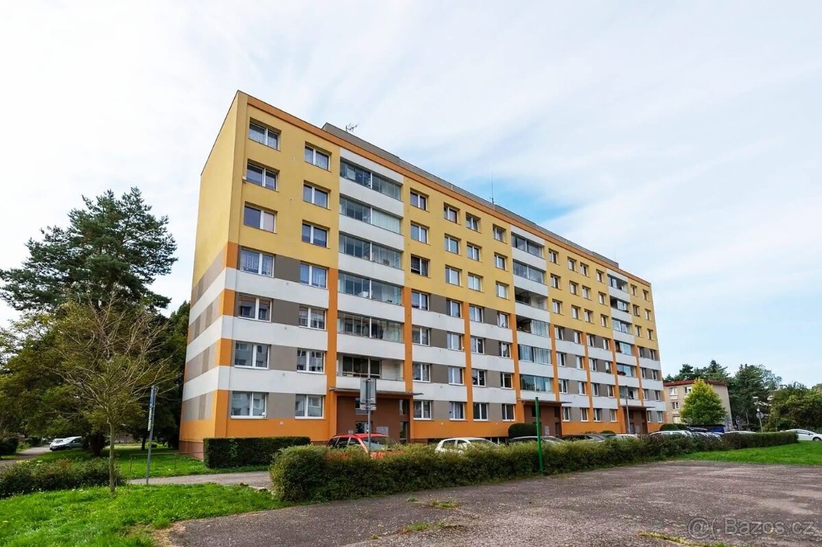 BYT 4+1 72M2 DVŮR KRÁLOVÉ NAD LABEM