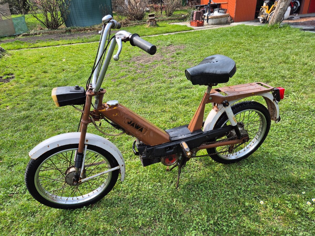 Babetta 207 s kartičkou, hnědá